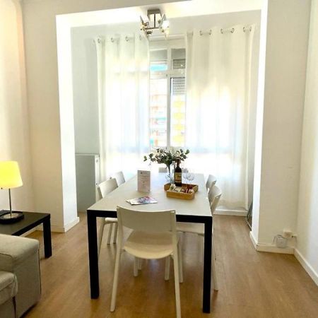 Suites4Days Sagrada Familia Apartment Барселона Екстер'єр фото