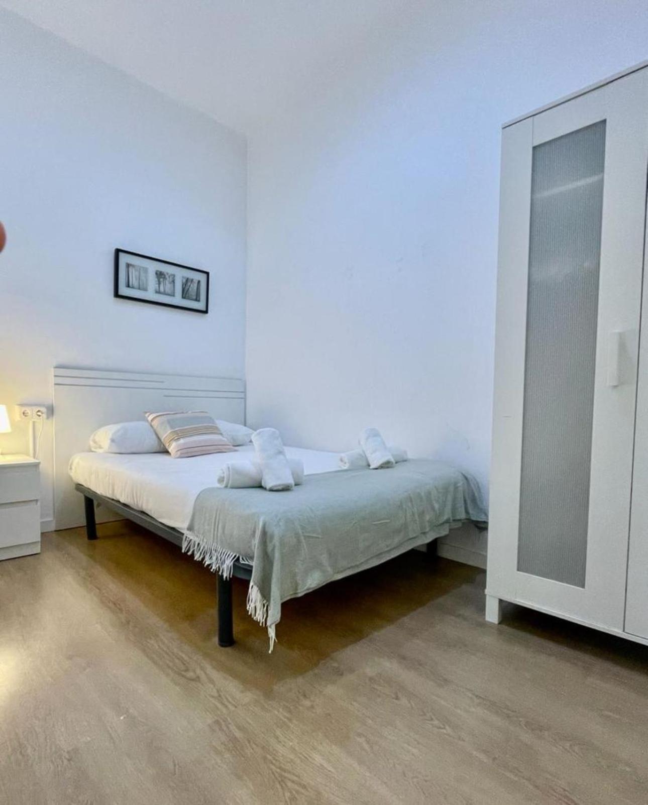 Suites4Days Sagrada Familia Apartment Барселона Екстер'єр фото