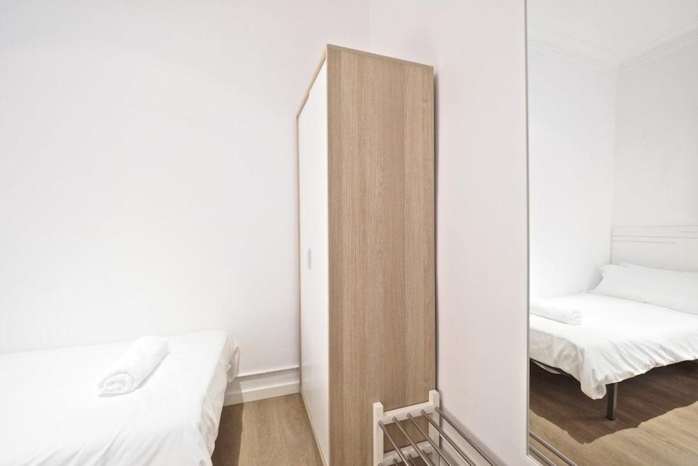 Suites4Days Sagrada Familia Apartment Барселона Екстер'єр фото