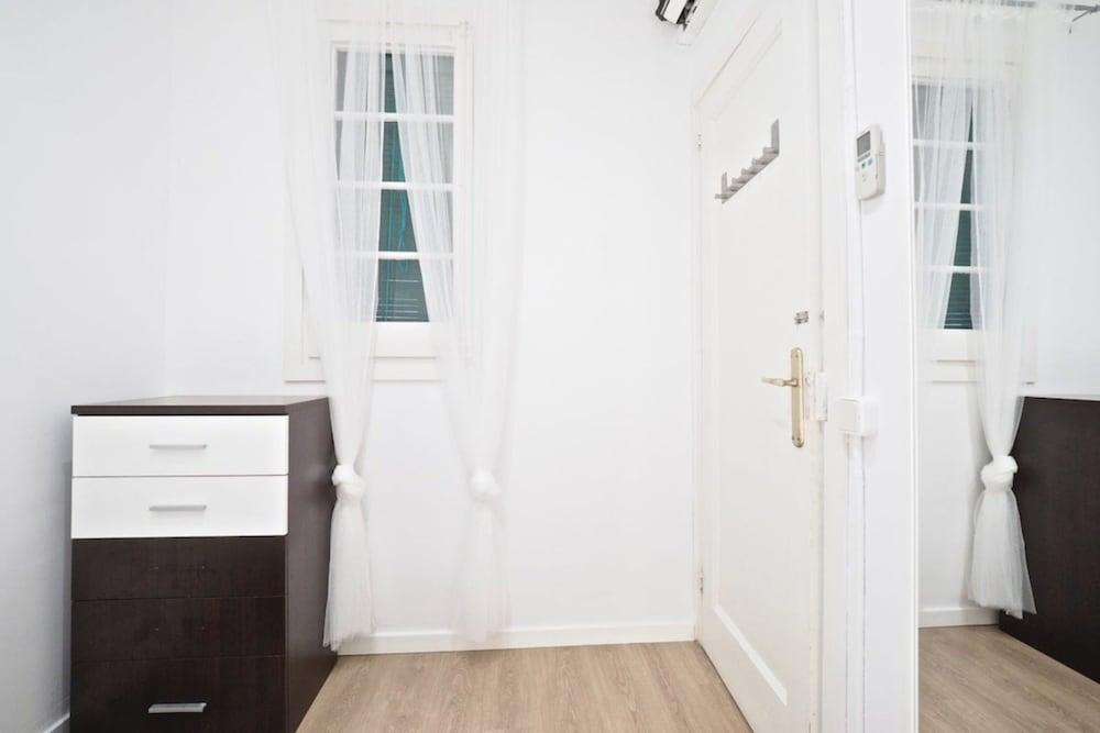 Suites4Days Sagrada Familia Apartment Барселона Екстер'єр фото